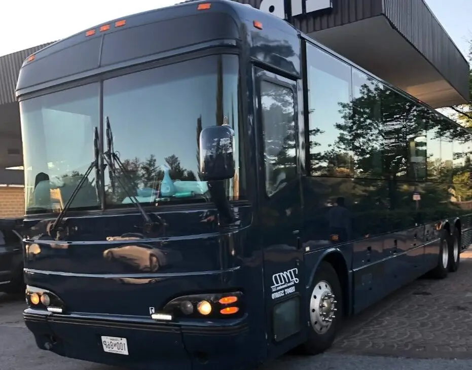 Coach Party bus